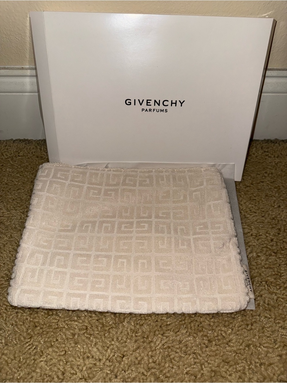 Cream Logo Jacquard cluctch